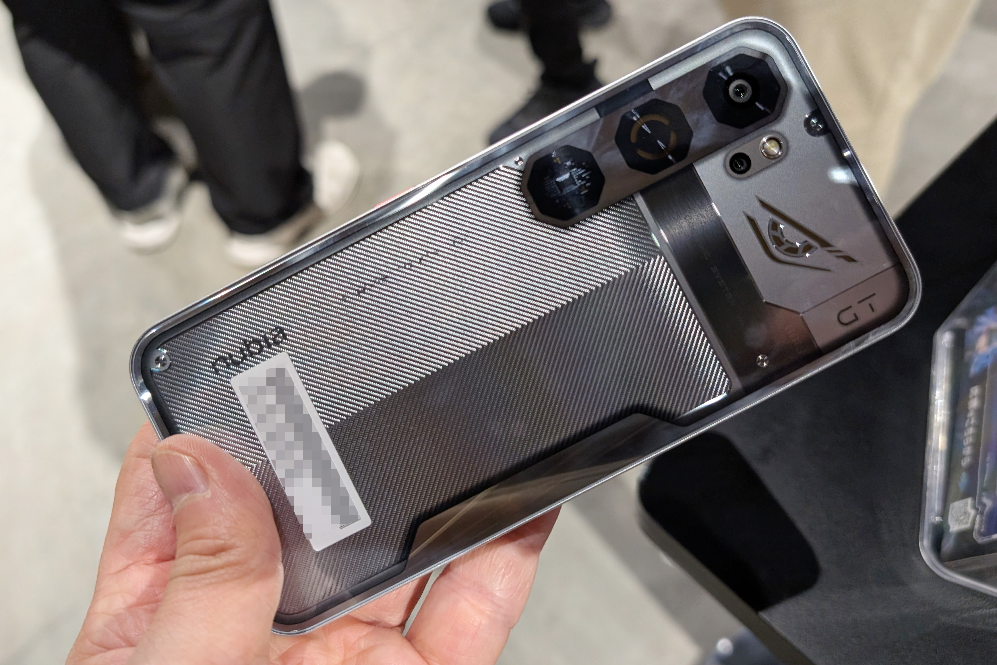 【即購入○】nubia Neo5GT 冷却ファン搭載　ゲーミングスマホ　即日発送 5万2800円の空冷ファン付きゲーミングスマホ!? 「nubia Neo 5 GT」国内