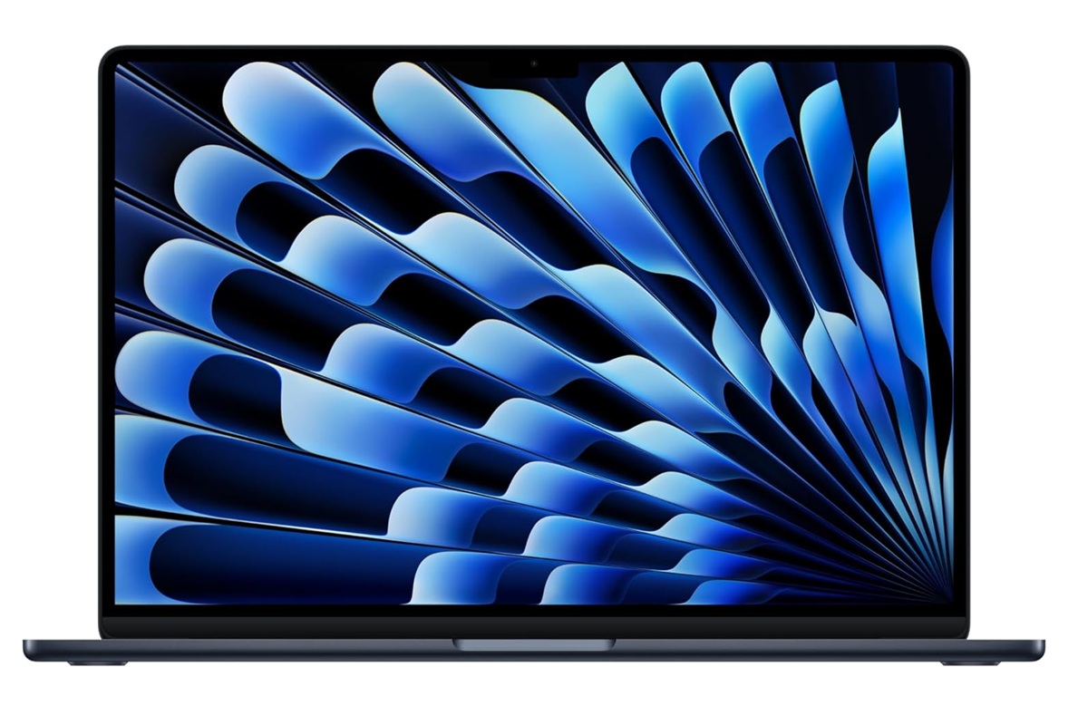 15インチの広さは正義。M5搭載のMacBook Air、軽くて速くて長く使える
