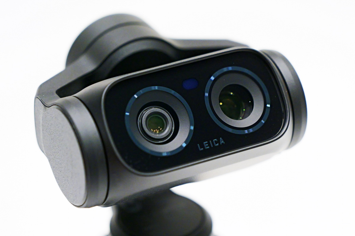 Insta360 Luna Ultra」実機レビュー=8K30P動画+2憶画素パノラマ写真+