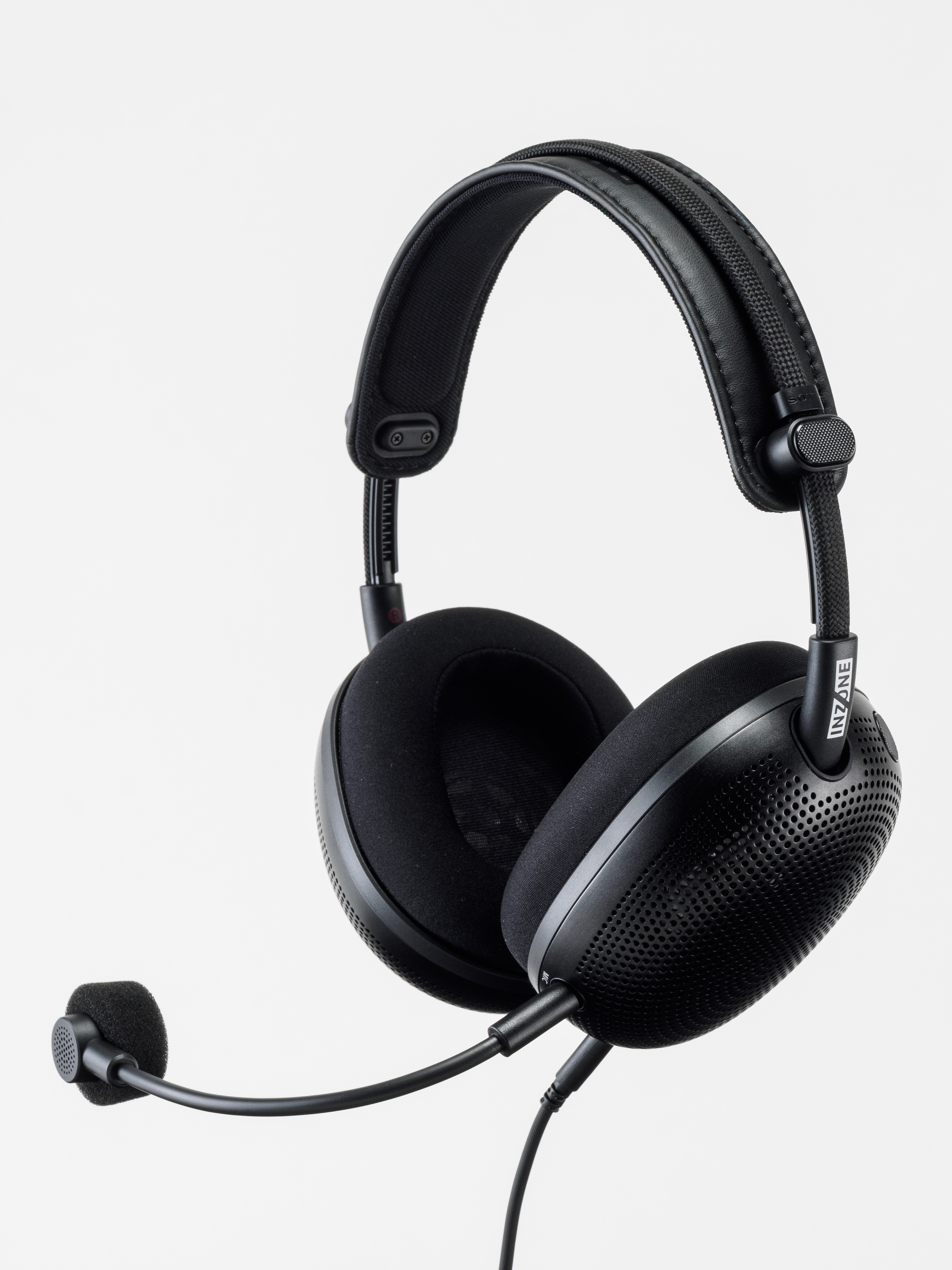 軽〜くて、音がイイ〜！ ソニーのゲーミングヘッドホン「INZONE H6 Air