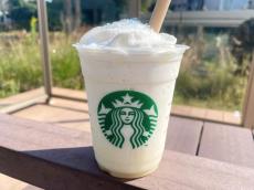 スタバのフラペチーノに冬がキタ！想像を超えるマカダミアナッツ感＆シャリッガリッ食感にズキュン...。《発売日レビュー》