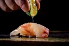 世界で認められた日本酒にぴったりな鮨とお料理をご提供♡