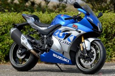 スズキは創立100周年！　メーカーを代表するスーパースポーツバイク「GSX-R1000R」に特別色登場