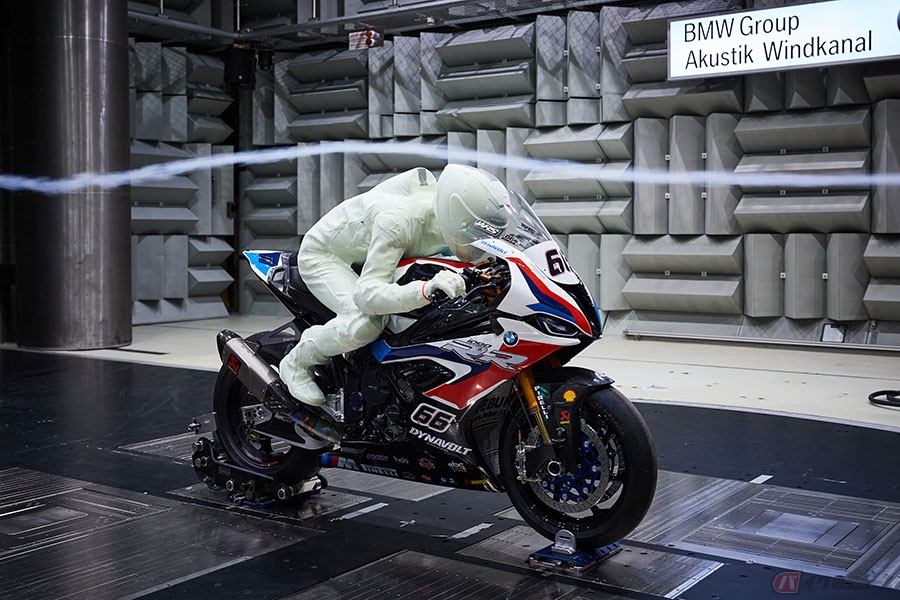 BMW Motorrad Motorsport「S1000RR」　3Dライダーの活用で空力を微調整