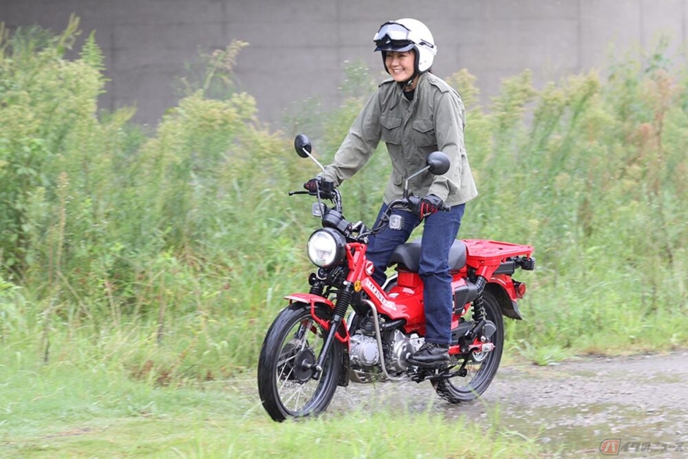 ホンダの大人気レジャーバイク「CT125・ハンターカブ」をCT110元オーナーのママライダーがチェックしてみました！ 乗ってみた編