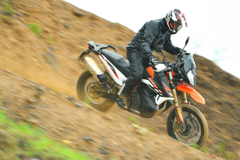 アドベンチャーバイクでオフロードも得意!?　KTM「890 ADVENTURE R」の魅力とは