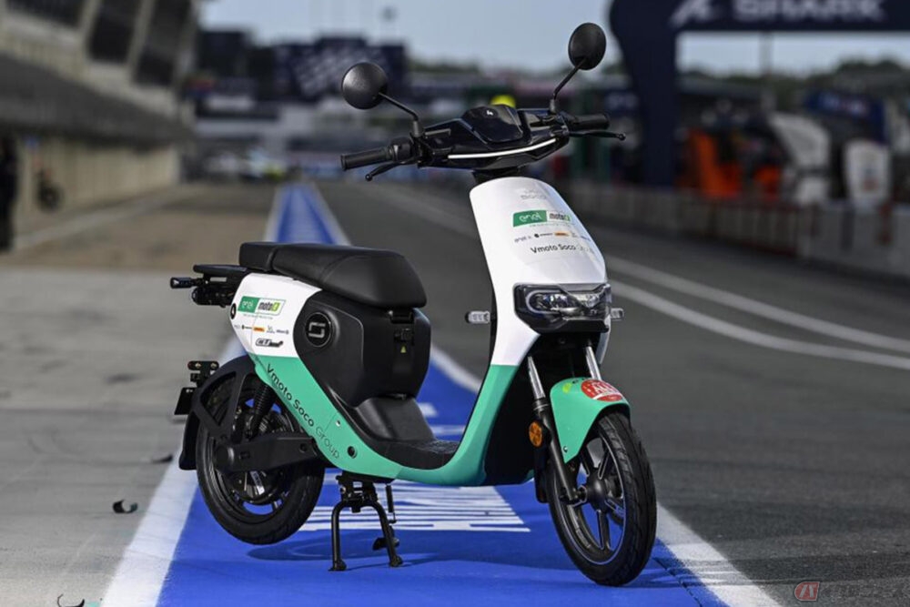 SUPER SOCOのEVが電動バイク世界選手権「MotoE」関係者移動車両として導入