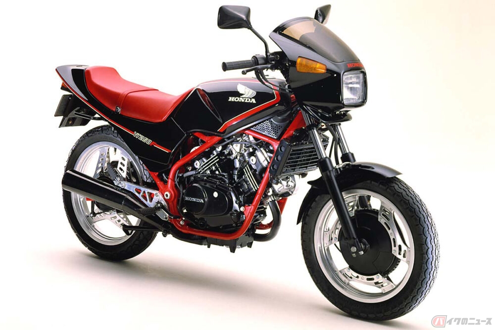 恐るべき、黎明期のホンダVツイン ～2輪系ライター中村トモヒコの、旧