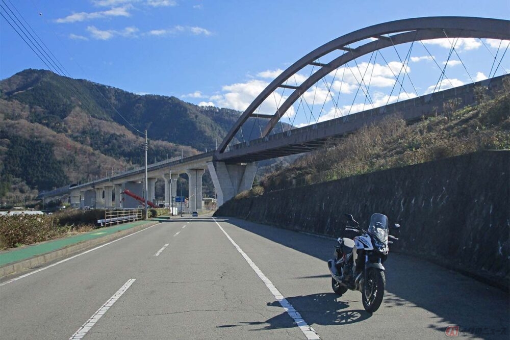 ツーリングついでに社会見学　時速500キロの世界を体感できる!!　「山梨県立リニア見学センター」に行ってみた