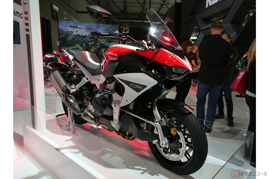 ビモータ「TERA」 唯一無二のハブセンターステアリング搭載アドベンチャーモデル誕生【EICMA2023】