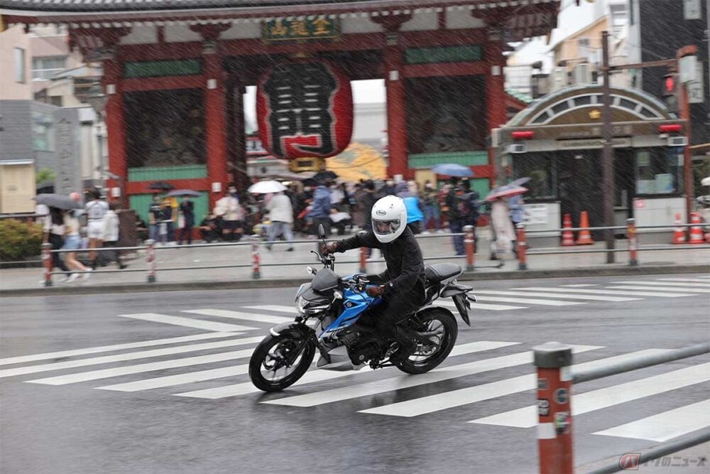 対処法はある？ バイクがスリップダウンする主な原因を徹底解説