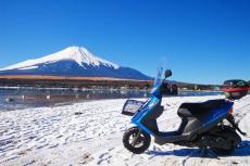 猛暑にお届け！ バイクでの雪道走行が違法になるケースを説明できる？