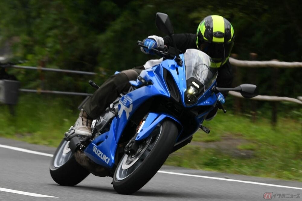 人気高まるミドルクラスは昔からスズキが得意! だからこそ『GSX-8R』は扱いやすくて楽しい!!｜Infoseekニュース