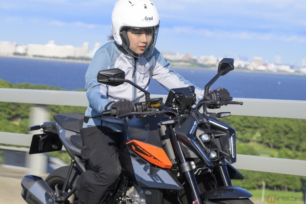 個性的なスタイルに扱いやすい乗り味！『KTM 990 DUKE』の完成度に魅了された1日〜小野木里奈の○○○○○日和〜