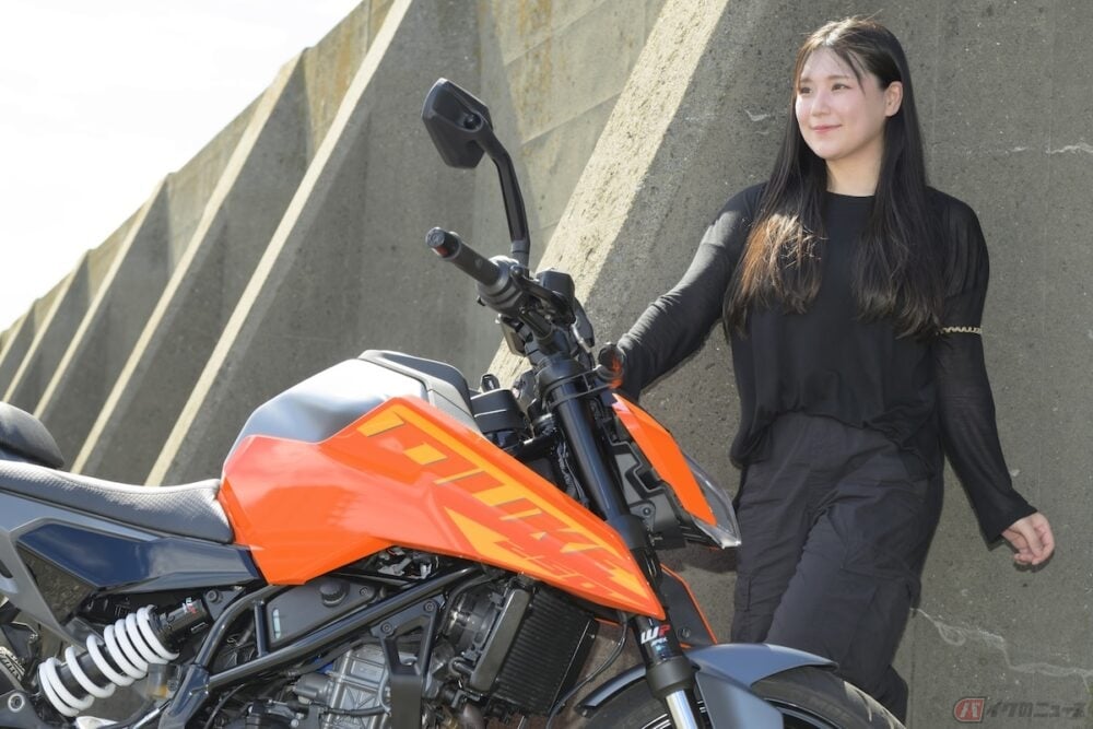 他のバイクに乗り換えられなくなりそう！  KTM『250 DUKE』に試乗するよ〜高梨はづきのきおくきろく。〜