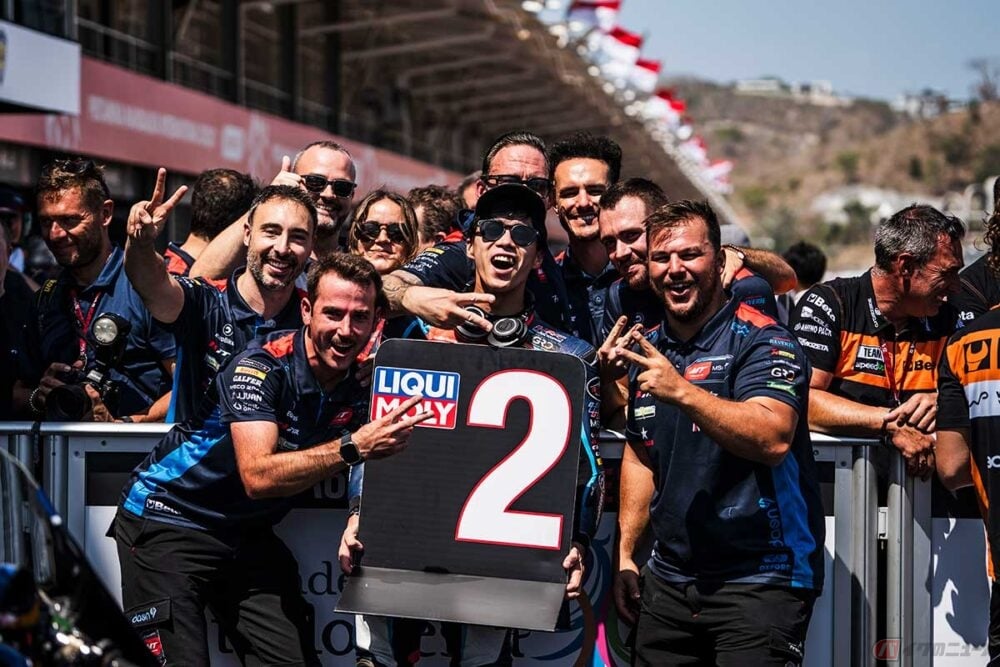 トラッキー様小椋藍 Moto2 世界チャンピオン 2024 Tシャツ Ｍサイズ トラッキー様小椋藍 Moto2 世界チャンピオン 2024 Tシャツ Mサイズ