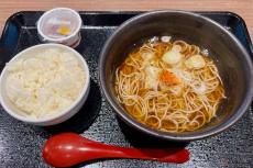 かけそばと納豆ご飯がとても優しい常磐道「Pasar守谷」で見つけた朝食メニュー