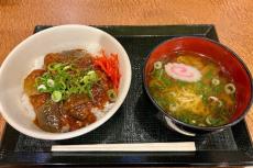 麻婆茄子丼と中華そば風ミニラーメンに満足！　伊勢湾岸道「湾岸長島PA」のPA飯