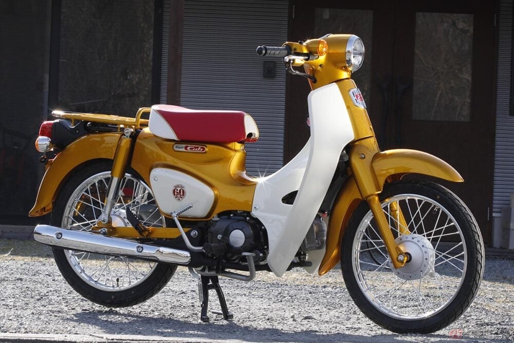 やっぱりスーパーカブには“レッグシールド”が欠かせない!? 「60th