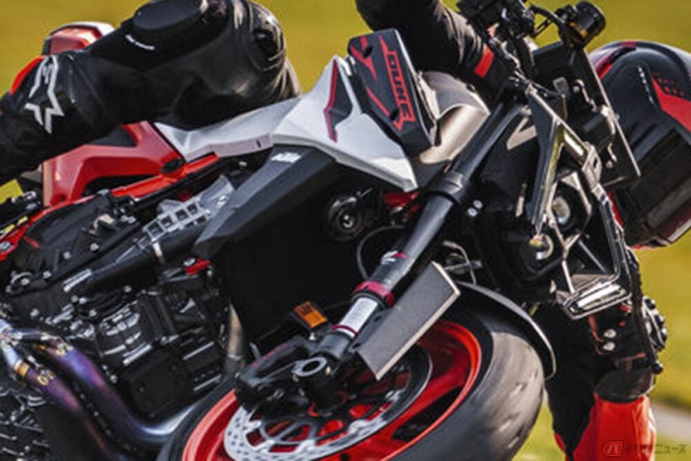 価格207万円で戦闘力強化!! 出力アップ＆充実の足回りで登場!! KTM