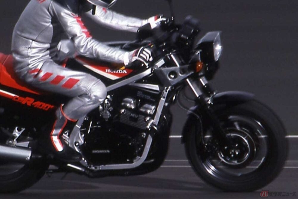ホンダのスーパースポーツと言えばフルカウルの「CBR」だが…… 初代は