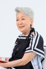 長崎の原爆投下直後の少年の写真に「私はいま、憤っています」草笛光子90歳が語る戦争のこと「空襲のたびに５歳の妹の骨壺を」