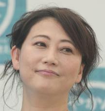 ひな壇嫌い、なだぎ武との熱愛、火サスのパロディ…孤高の女芸人・友近（51）が吉本興業の契約を切り替えて手に入れた“笑いの自由”とは