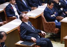 党首討論で石破茂首相が“急に腰が重くなった質問”とは？ 一度上げた手を戻し、両手で身体を起こすようにゆっくりゆっくりと…