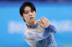 《300万円を荒稼ぎした女性も》転売ヤーの“次なる標的”に選ばれた「羽生結弦グッズ」の悲劇