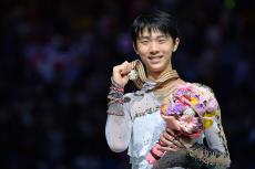 仕入れ額は600万円、すべて売りさばいたときの利益は…日本で「200点の羽生結弦グッズ」を買い漁った中国人に見た「転売ビジネスのからくり」