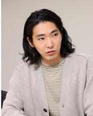 25歳で安藤サクラと結婚、親子でピンク映画を鑑賞→母から言われたことは…柄本佑（38）と家族の“特殊な関係性”〈『光る君へ』最終回〉