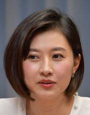 子どもは児童相談所に保護され“連れ去り”疑惑も…菊川怜（46）と“資産400億円、クックパッド元社長”の夫・穐田誉輝（55）が電撃離婚