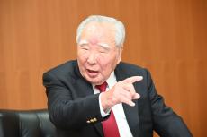 「とうとうスズキも倒産か、と途方に暮れた」鈴木修元会長の“大失敗”に手を差し伸べた大メーカーとは？《追悼》