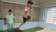 オリンピック開催地！フランス発祥の｢パルクール｣を取り入れたユニークな学童保育「ジャンプする・走る・跳び越える・バランスをとる」遊びながら出来る！