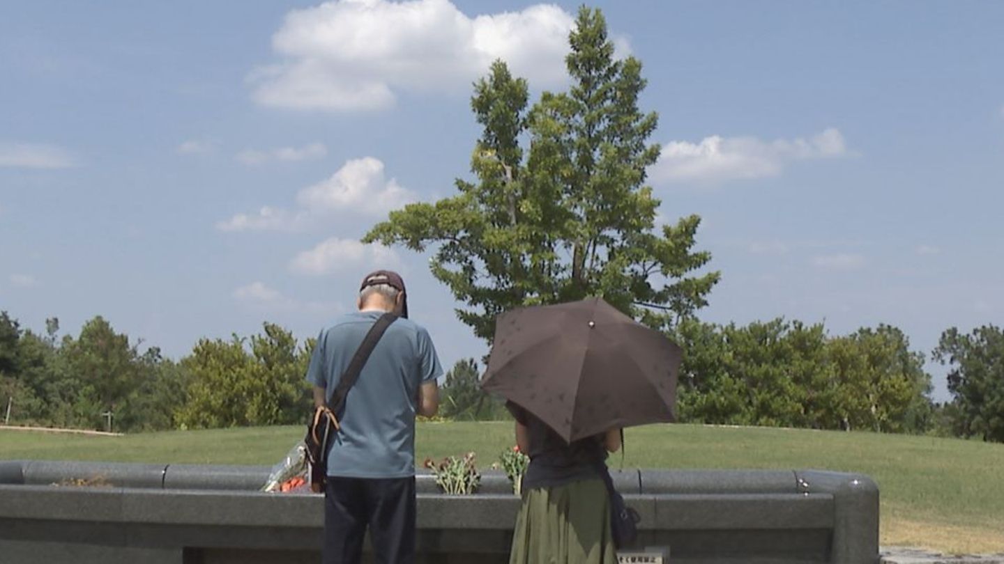 墓石無くても“お墓参り” 1本の木囲む芝生に納める樹木葬 “時代と共に変わる”お盆の光景「需要はあると感じている」