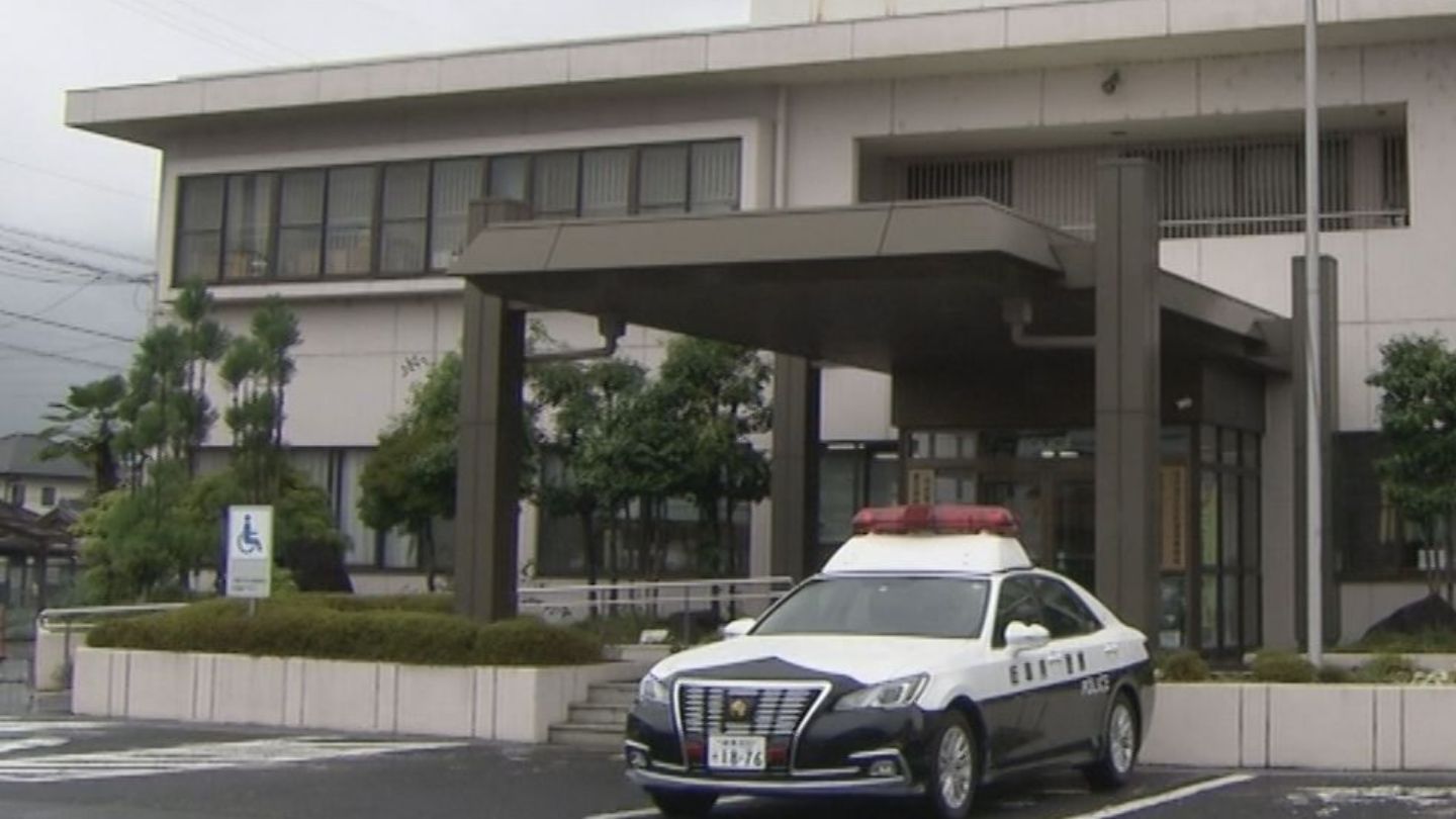 10代女性にホテルで“みだらな行為”をした疑い 公立学校講師の25歳男を逮捕 容疑を否認