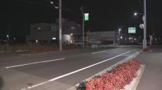 愛知県あま市で25日夜、歩いて道路横断中の男性（48）が軽自動車にはねられて死亡