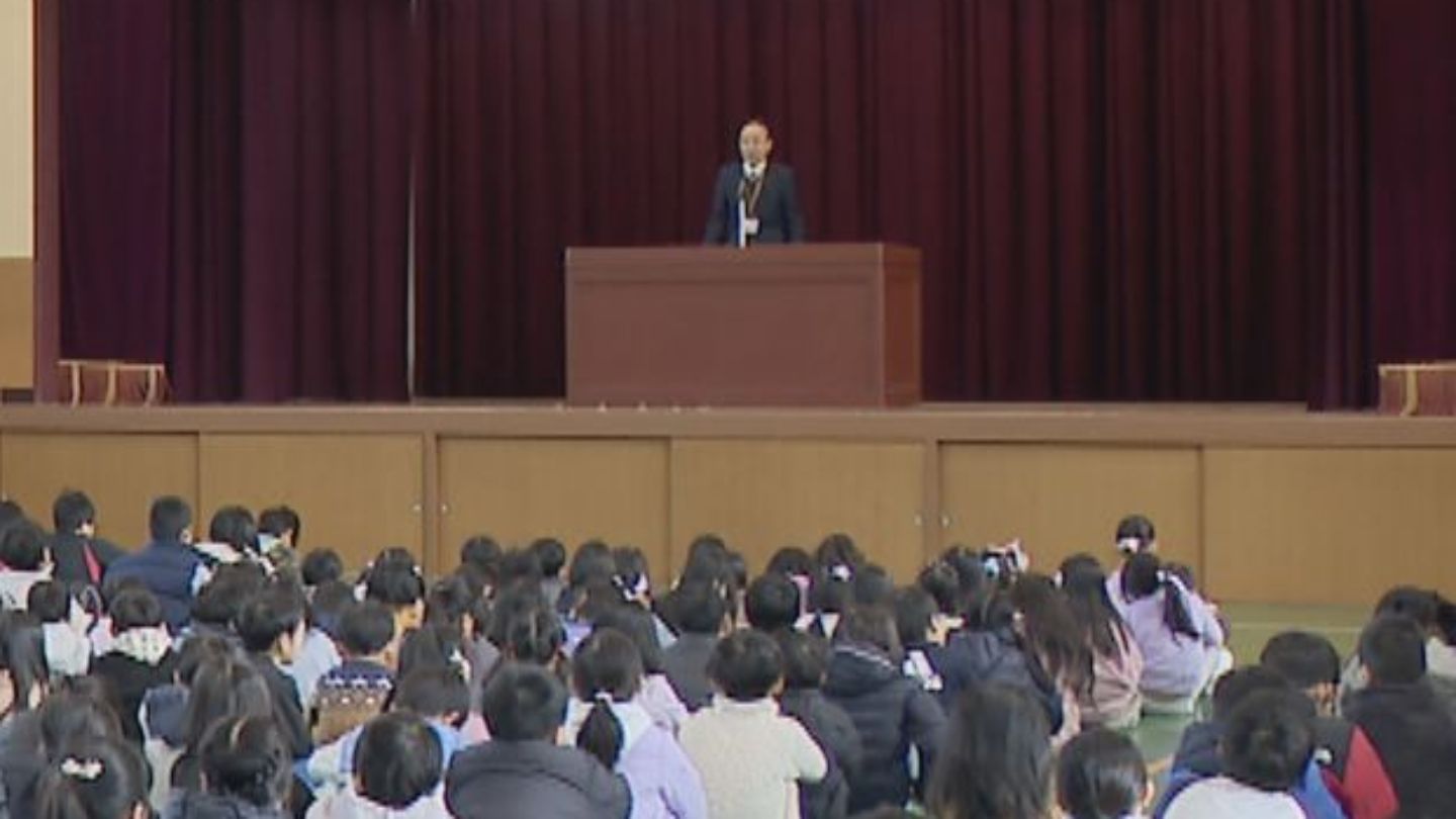 愛知県内の多くの小中学校で始業式 子どもたちが元気に登校して3学期がスタート ｢やり残したことを探して挑戦を｣