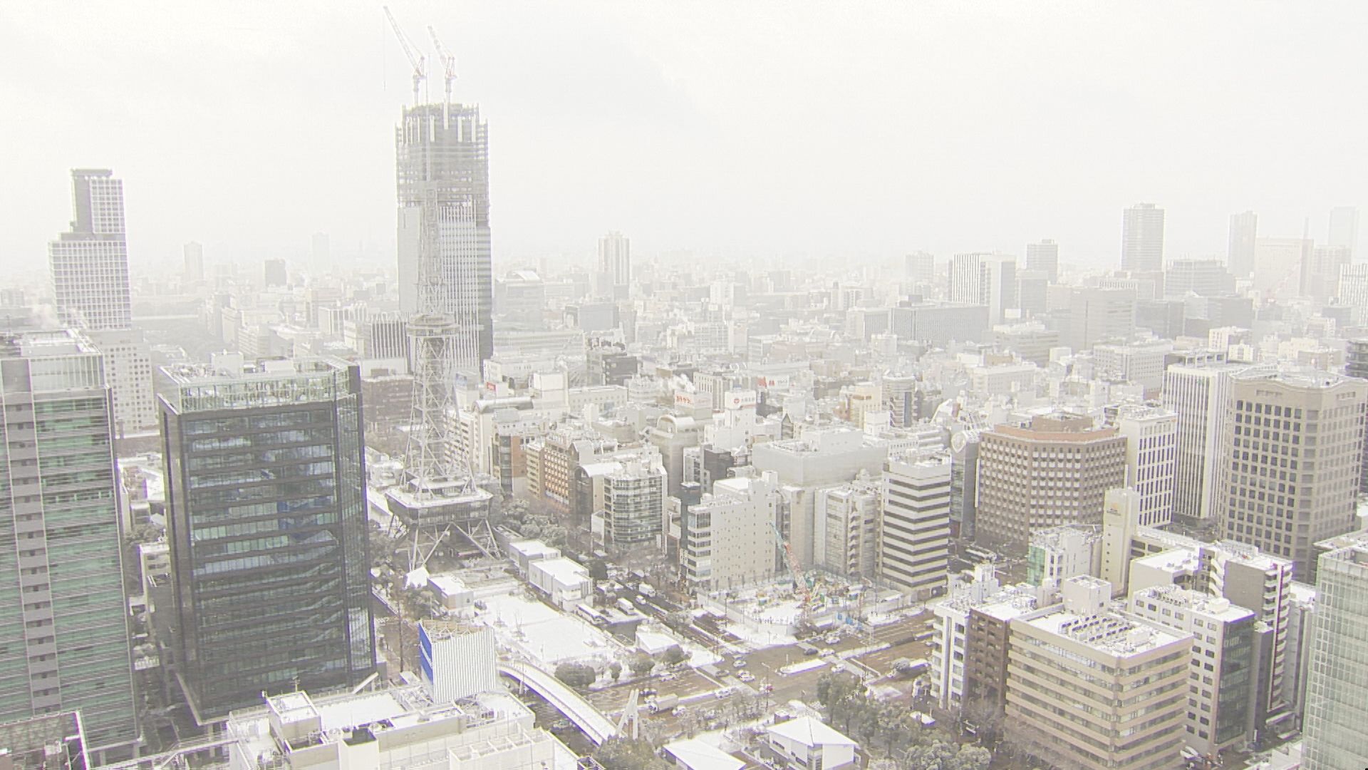 【速報】名古屋も雪景色　今季初の積雪１センチ観測　岐阜市では１０センチと平地も積雪