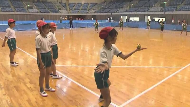 児童の体力低下に歯止めを　千葉市で「ベースボール５」の体験会