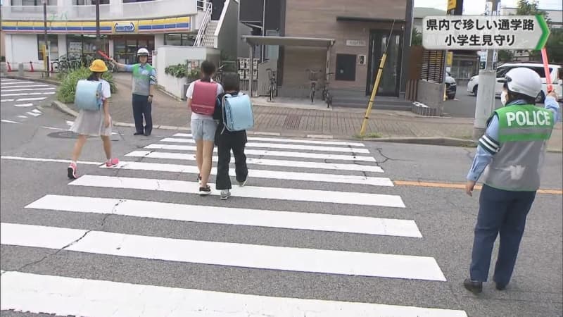 新入生の交通事故増加に合わせ 環状交差点で小学生見守り活動実施　千葉市