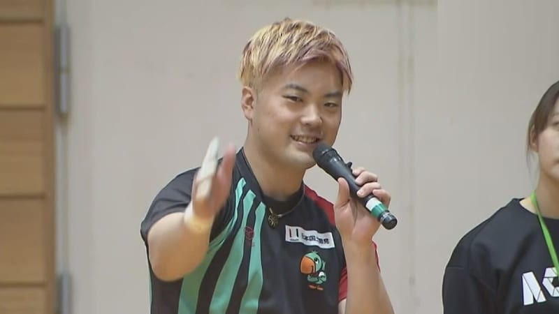 「好きなこと１つでも見つけてほしい」パラ金メダルの佐野選手が中学生と交流