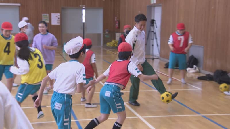 “デフサッカー”体験　船橋市の小学生 １１月デフリンピック日本初開催