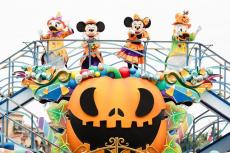 【ディズニー】トリック・オア・トリートがテーマのダンスを一緒に！TDS「ディズニー・ハロウィーン・グリーティング」今年も公演