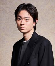 菅田将暉「民王R」でナレーション担当　前作では息子役