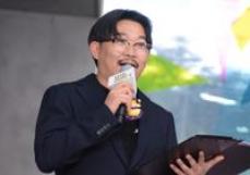 オズワルド伊藤「最近ロマンティックからかけ離れた状態」　イベントですべりボヤき