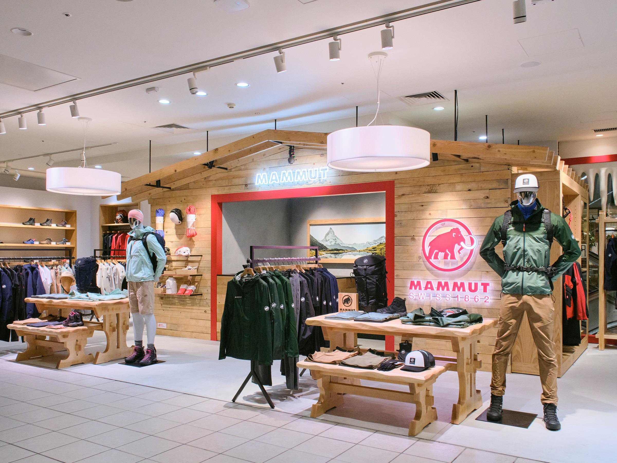 初夏の到来の前に訪れたい新店 名古屋ラシックにマムートがオープン スイス感じる「アルパイン・シック」