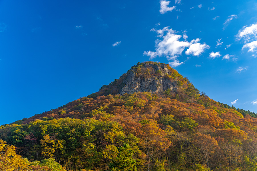 【宮城県・2024年版】秋の絶景・風物詩10選「鎌倉山」 仙台市西部にそびえる通称“ゴリラ山”