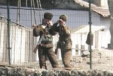 北朝鮮兵士を悩殺した、韓国「水着美女」のセクシー写真
