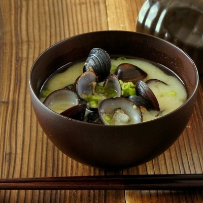 二日酔い対策にはやっぱりお味噌汁？！日本の伝統食、お味噌汁で肝臓をいたわろう